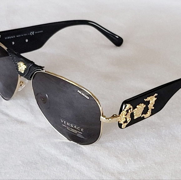 VERSACE Black & Gold Baroque Sunglasses - Picture 2 of 5